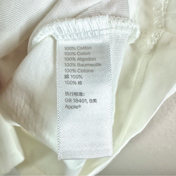 Official Apple Merchandise Apple Park T-Shirt Large NWT - Picture 6 of 8